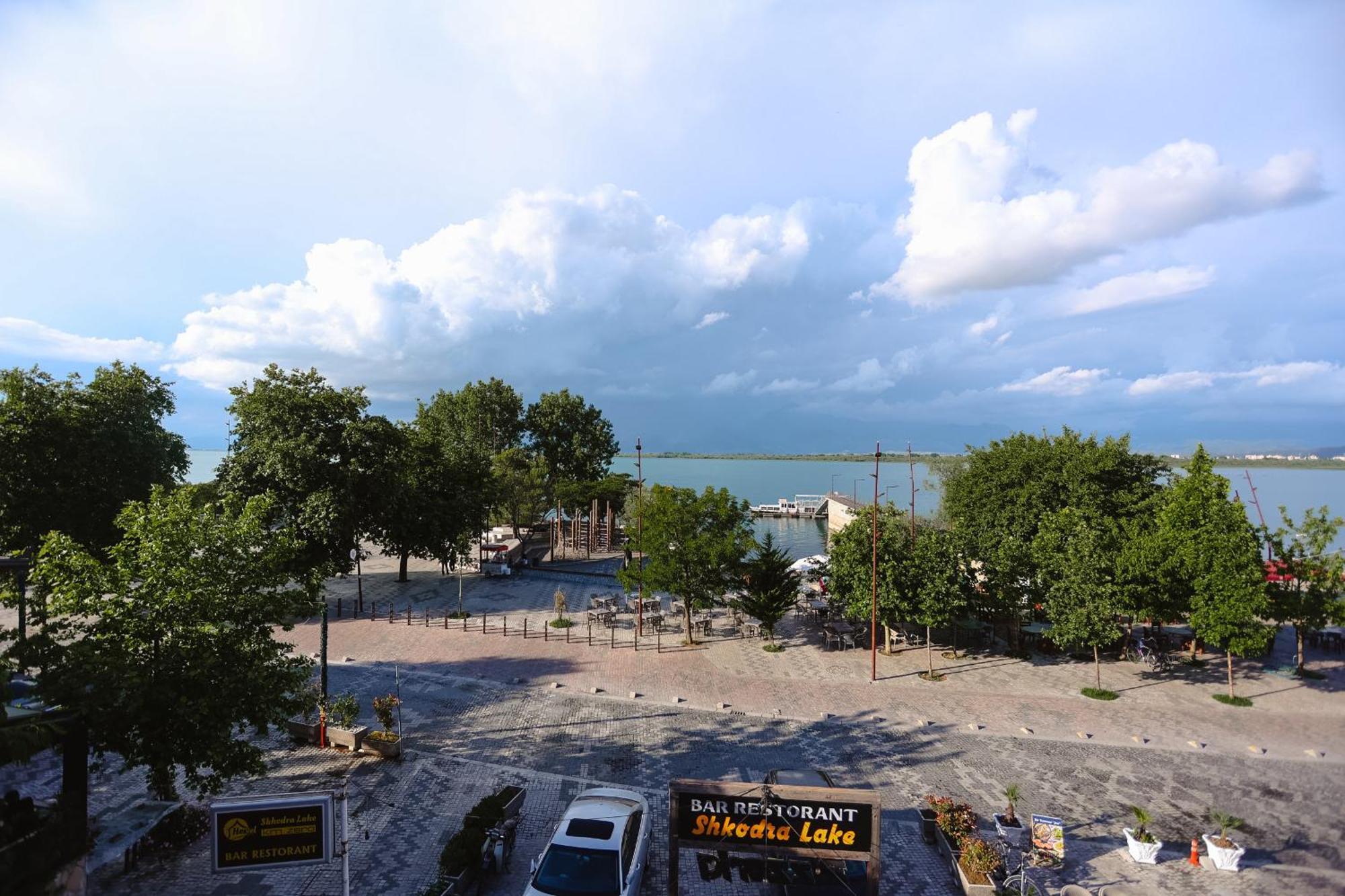 Hotel Shkodra Lake Široka エクステリア 写真