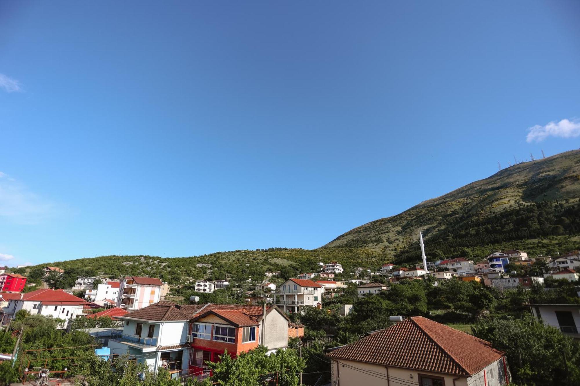 Hotel Shkodra Lake Široka エクステリア 写真