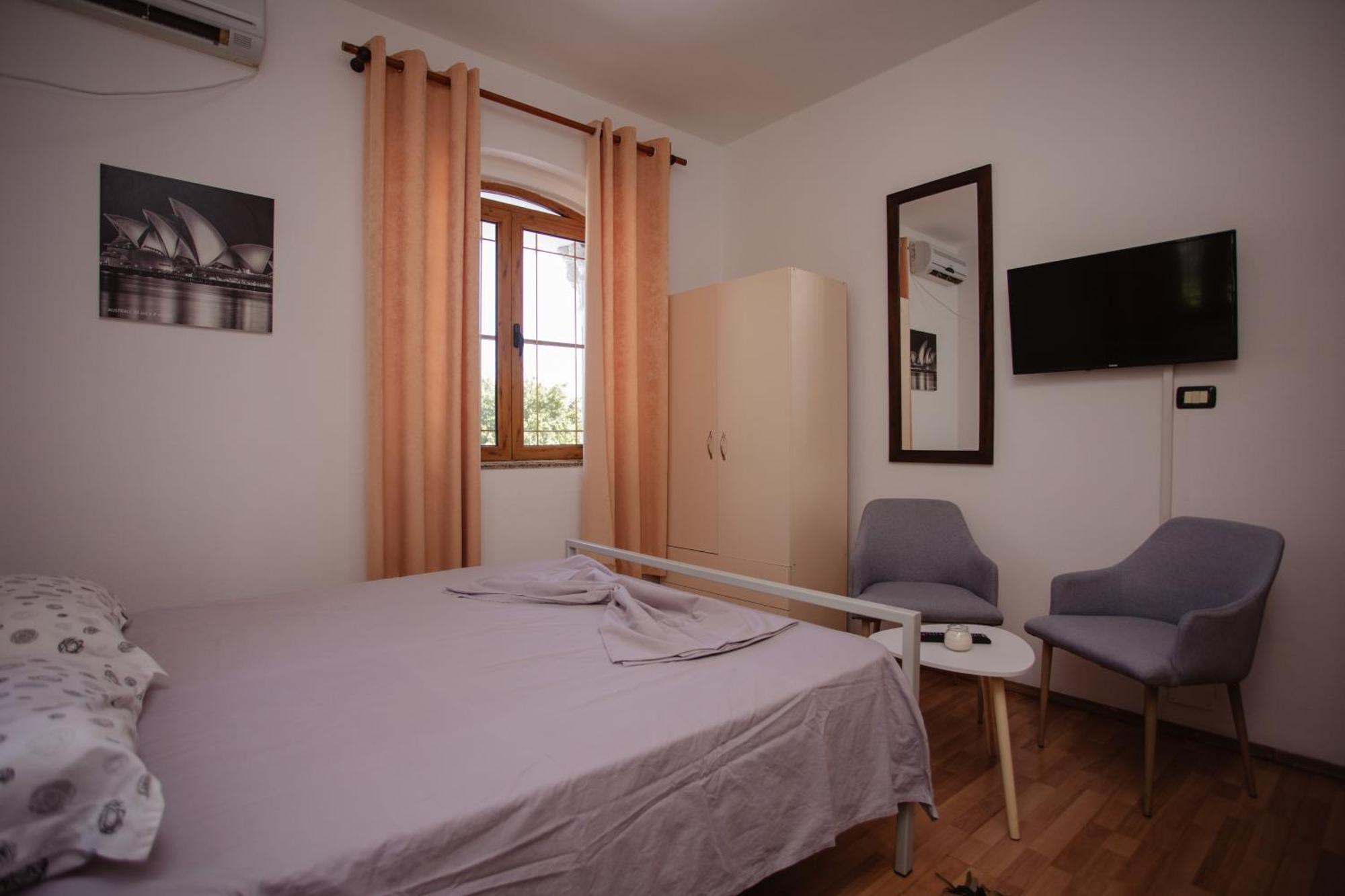 Hotel Shkodra Lake Široka エクステリア 写真