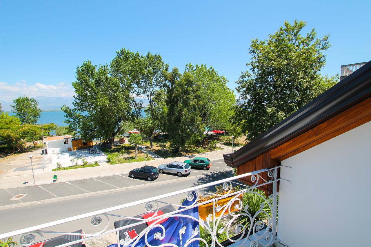 Hotel Shkodra Lake Široka エクステリア 写真